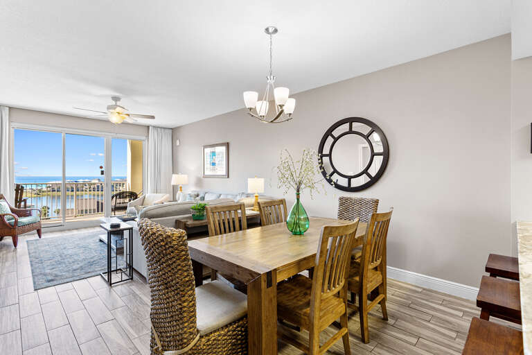 Ariel Dunes II 707 Dining