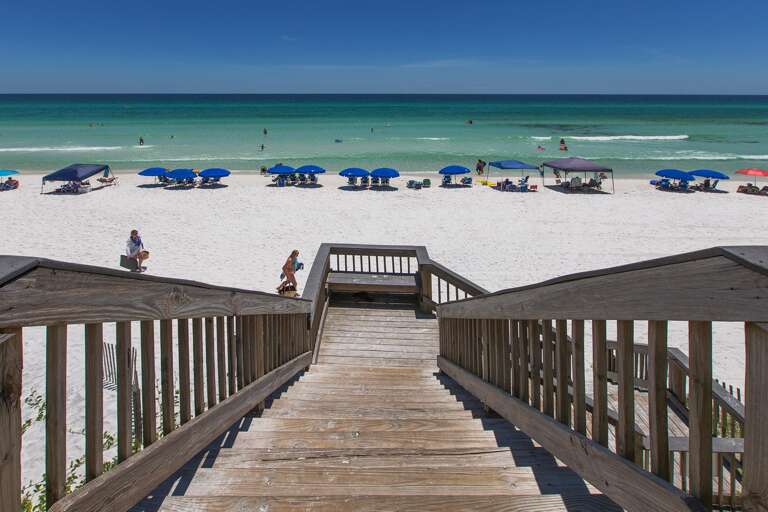 Blue-Mountain-Villas-Beach-Access