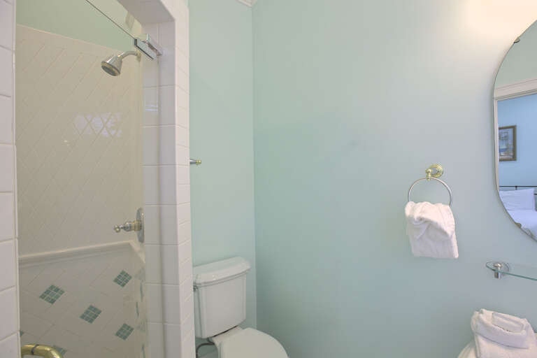 20-Coast-Awhile-Bathroom 20-Coast-Awhile-Bathroom