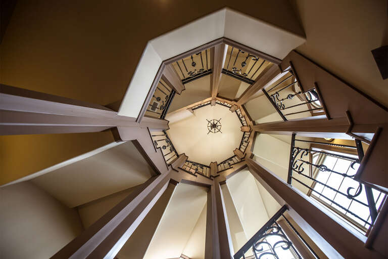 Three Stories of Luxury! 