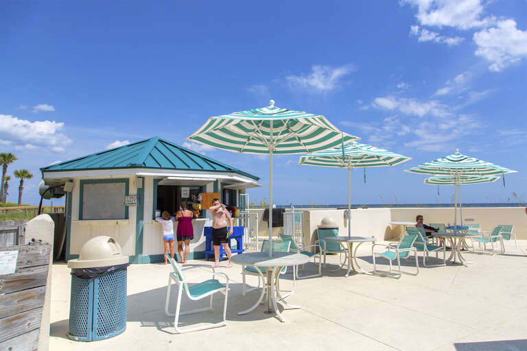 19-Edgewater-Concession