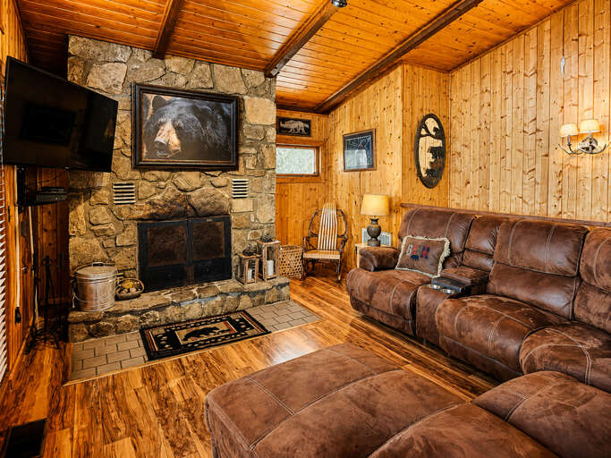 03_grandview_living_room_02