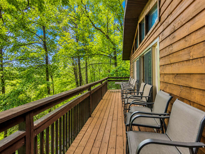 18_grandview_deck_01