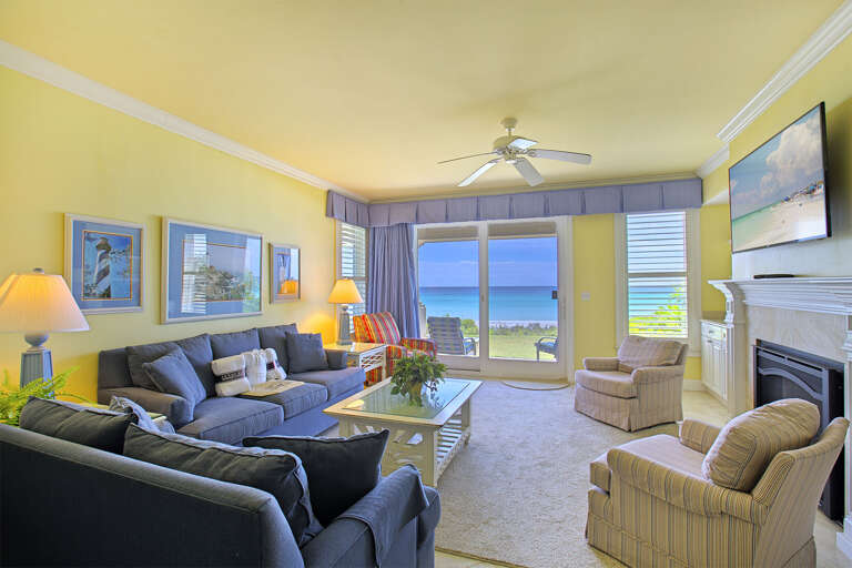 Grandview 101 Condo with 3 Bedrooms in Miramar Beach, FL