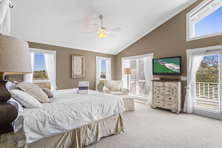 22-Islamorada-Bedroom