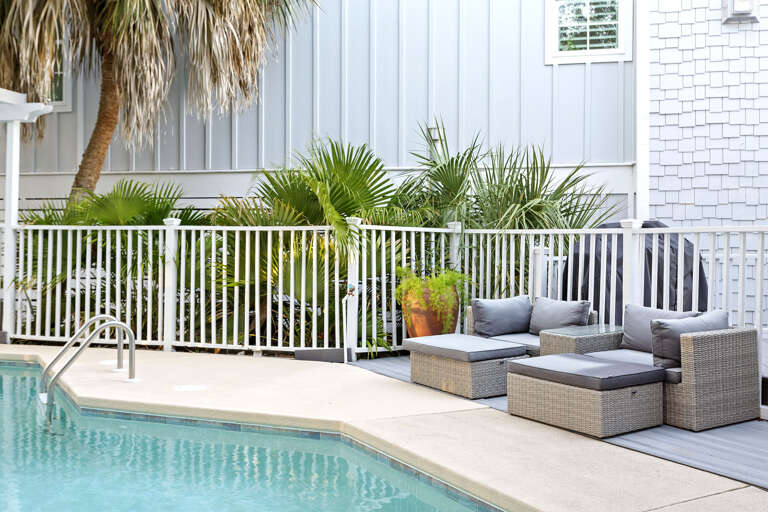 Islamorada Pool Alt 3