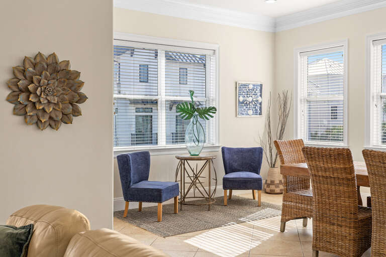 Beach Kisses Sitting Area Beach Kisses Sitting Area