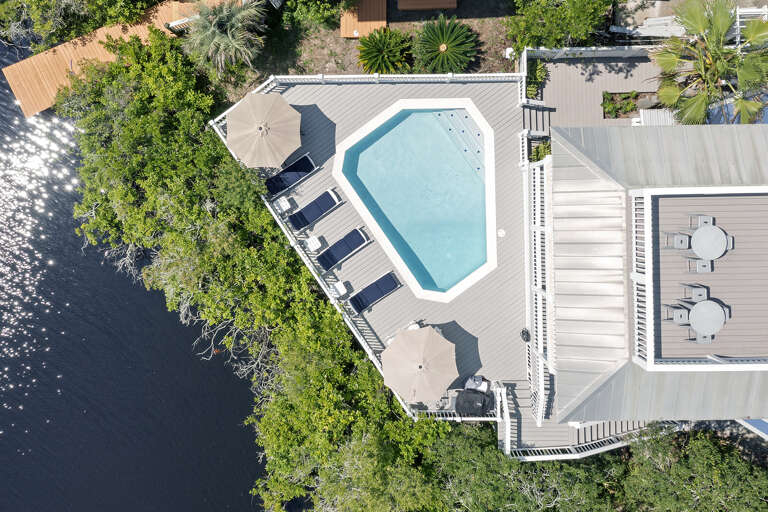 23-Destin2bHere-Pool-Overhead 23-Destin2bHere-Pool-Overhead