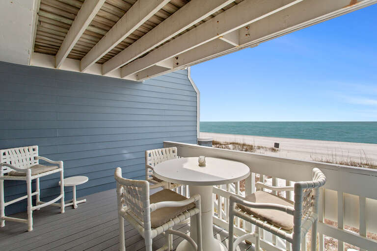 24-Shoreline-Villas-11-Main-Balcony-Alt