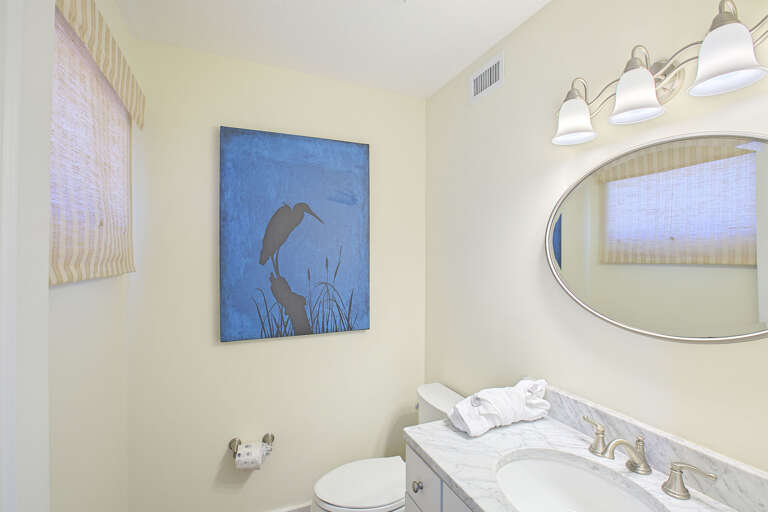20-Shoreline-Villas-14-Powder-Room