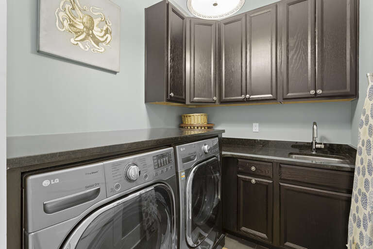 24-Destinys-Retreat-Laundry