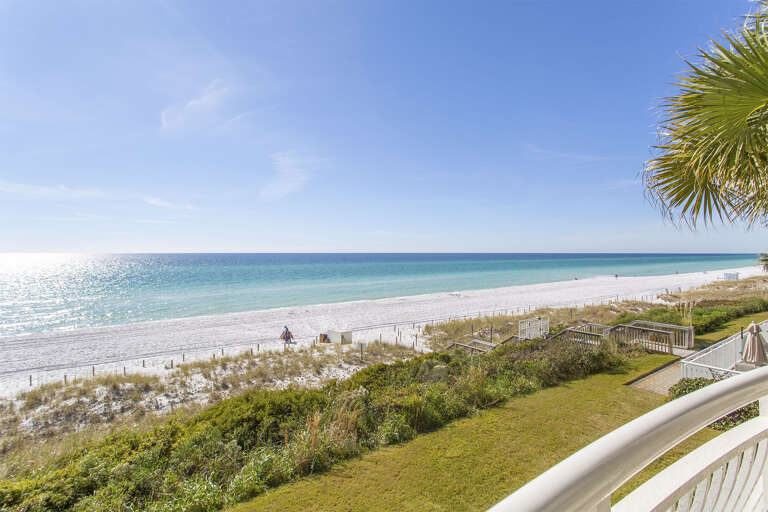 21-Grandview-201-Balcony-View