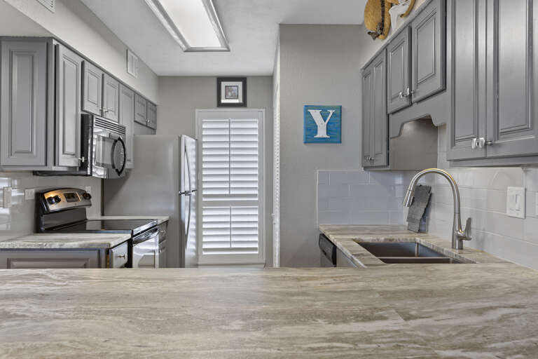 Mainsail 362 Kitchen Alt