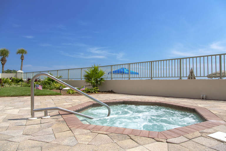 19-Waterview-Towers-Hot-Tub-Alt