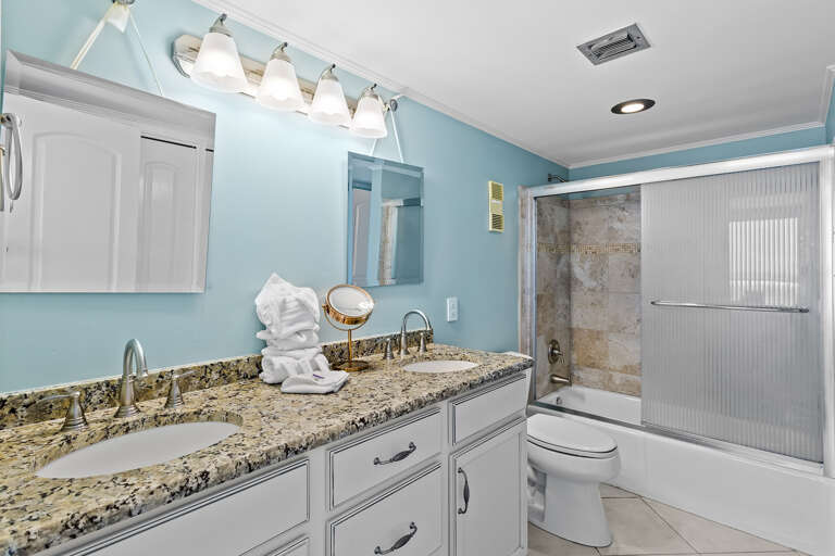23-Waterview-Towers-603-Bathroom-2