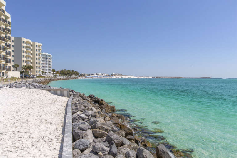 19-Waterview-Towers-East-Beach