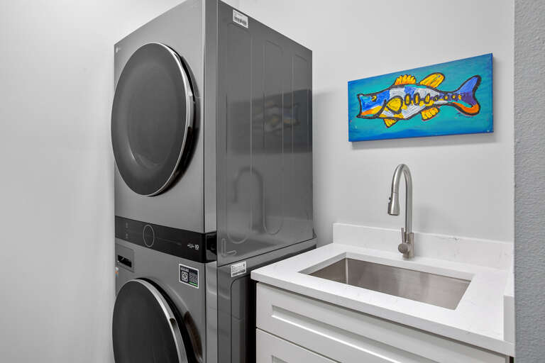 23-Magnolia-Dreams-Laundry 23-Magnolia-Dreams-Laundry