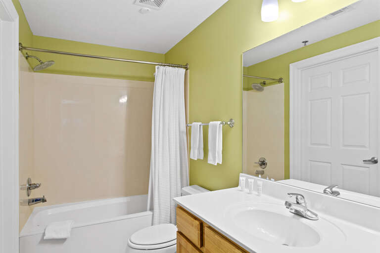 22-Ariel-Dunes-II-307-Guest-Bath