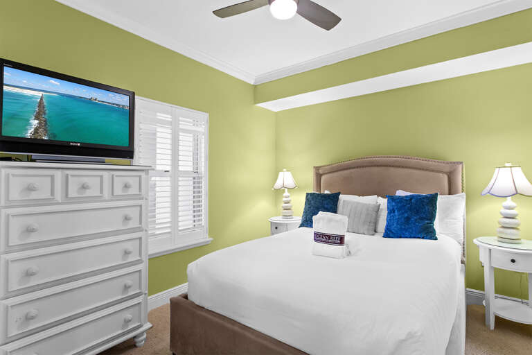 22-Ariel-Dunes-II-307-Guest-Bed