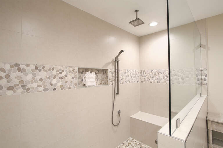 22-Emerald-Dunes-203-Master-Shower-Alt