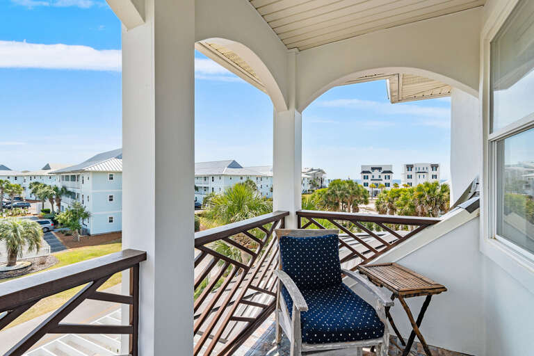 A Villa Lago Loft Balcony