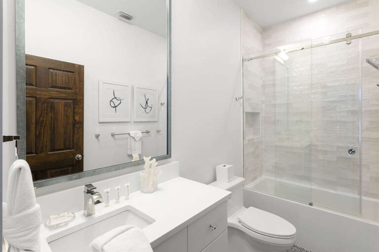 Abaco Guest Bathroom 4