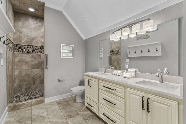 Breeze Easy Master Bathroom