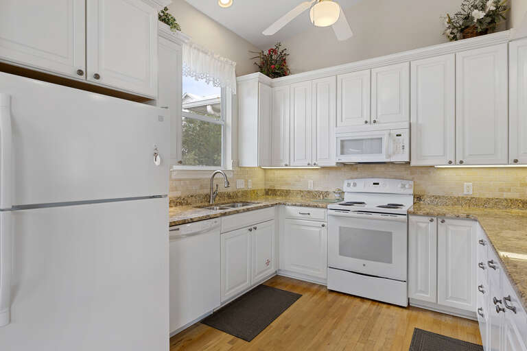 23-Broad-Reach-Kitchen-Alt 23-Broad-Reach-Kitchen-Alt