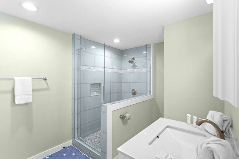 Cliffview Guest Bathroom 2 Cliffview Guest Bathroom 2