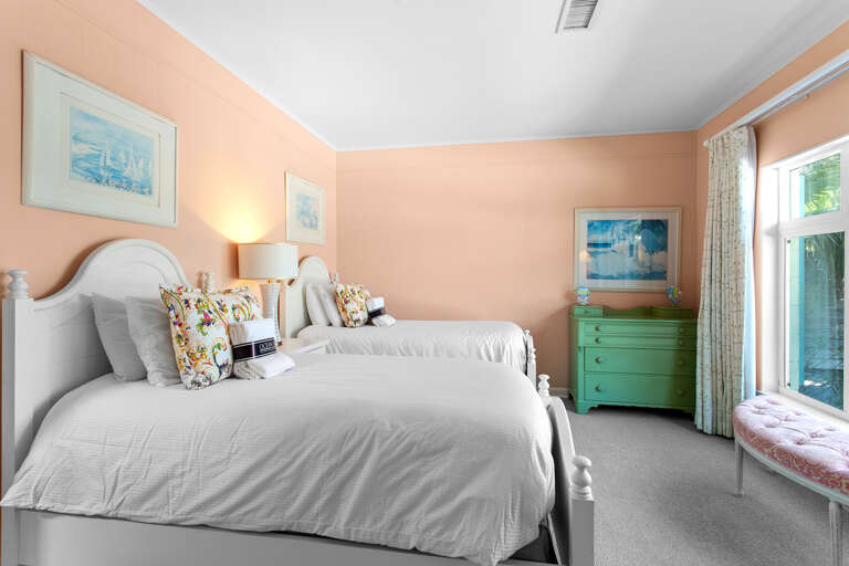 Cliffview Guest Bedroom 4 Cliffview Guest Bedroom 4