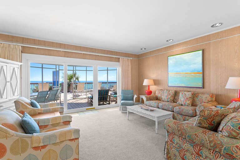 Cliffview Living Room Alt