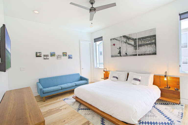 21-Day-Dreamer-Master-Bed