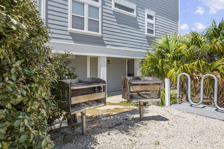 23-Grayton-Beach-Villas-Grills