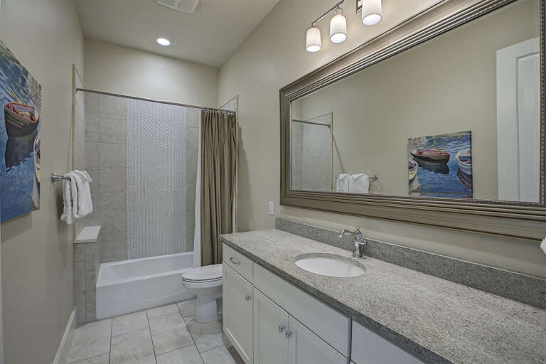 Gulf-Breeze-Bathroom-2