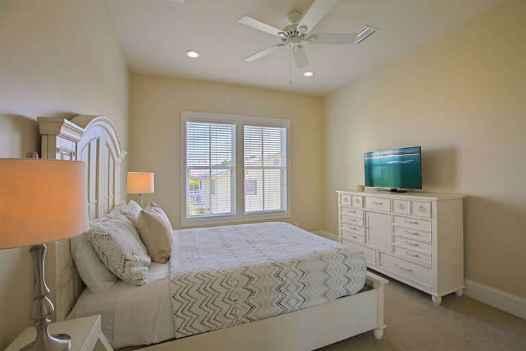 Gulf-Breeze-Bedroom-3