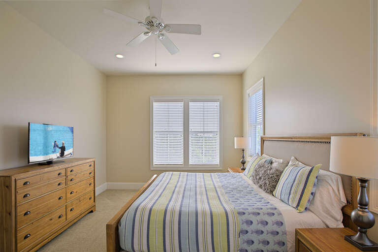 Gulf-Breeze-Bedroom