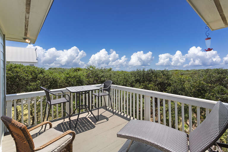 14-Lazy-Days-Patio-Alt