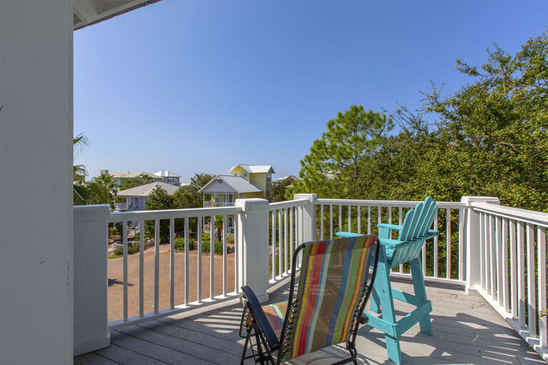 18-Peek-A-View-Balcony