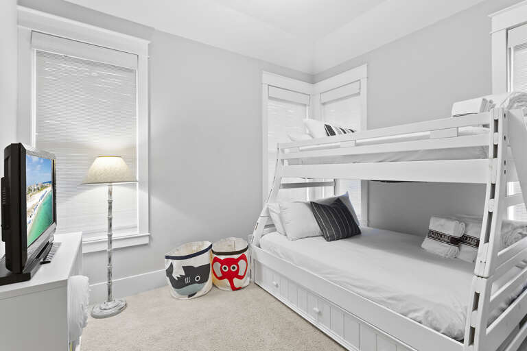 Seabiscuit Bunk Room