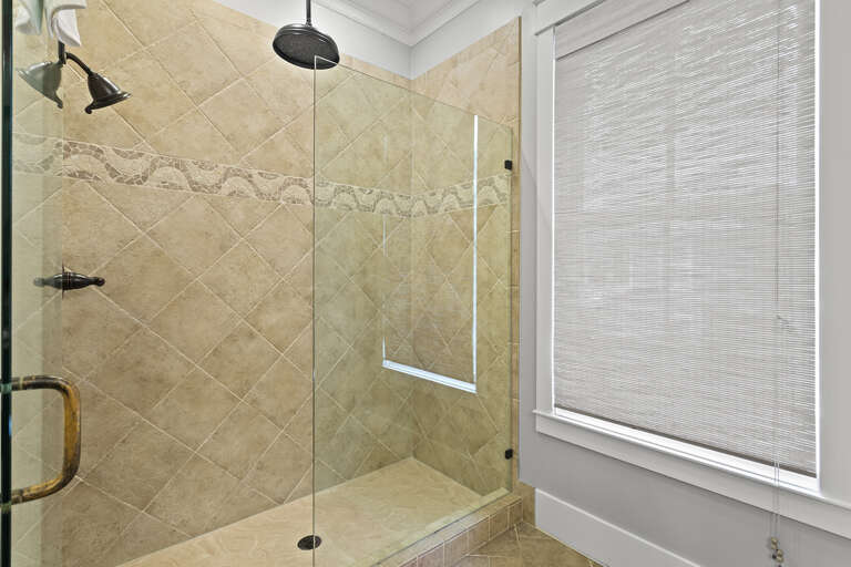 Seabiscuit Master Bathroom Alt