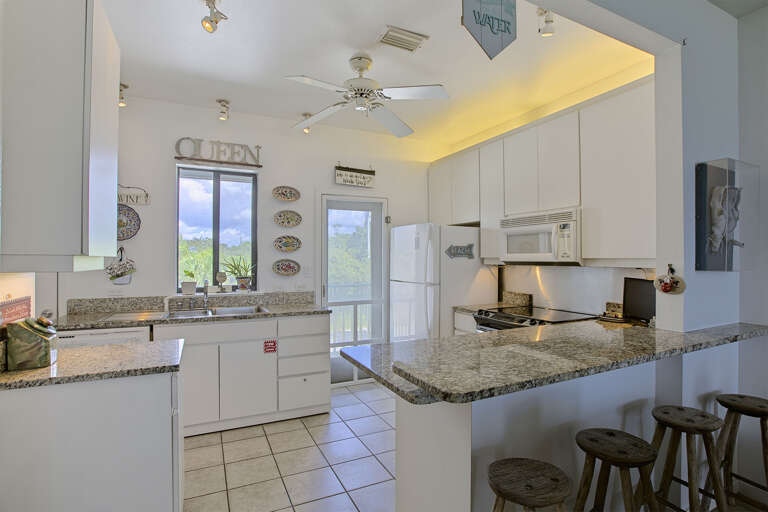 Seagrove-Dunes-2-Kitchen