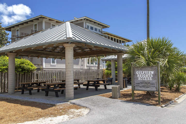 Gulfview-Heights-Beach-Access-Pavillon