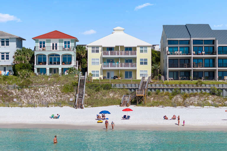 23-Sunseekers-Blue-Mountain-Beach