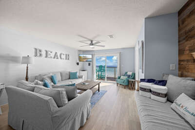 Sunseekers 4 Living Room