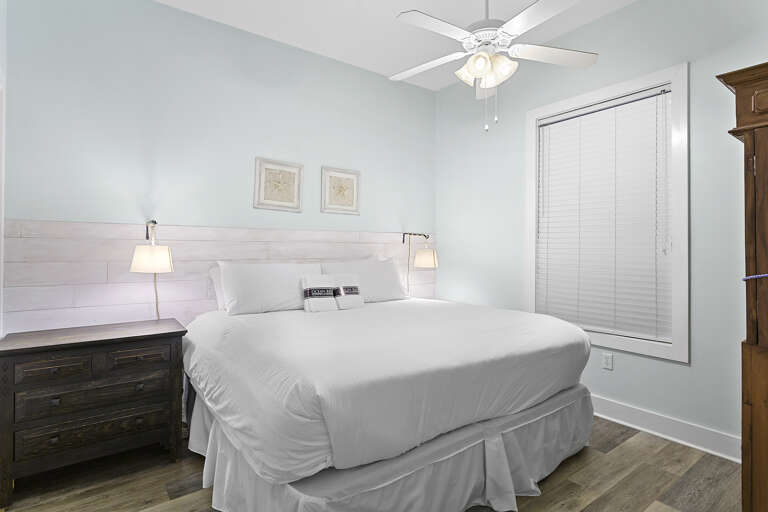 23-Inn-at-Gulf-Place-202-Bedroom 23-Inn-at-Gulf-Place-202-Bedroom