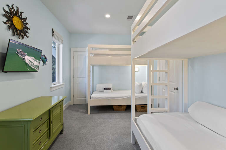 24-Grayton-Sea-Glass-Guest-Bedroom-3