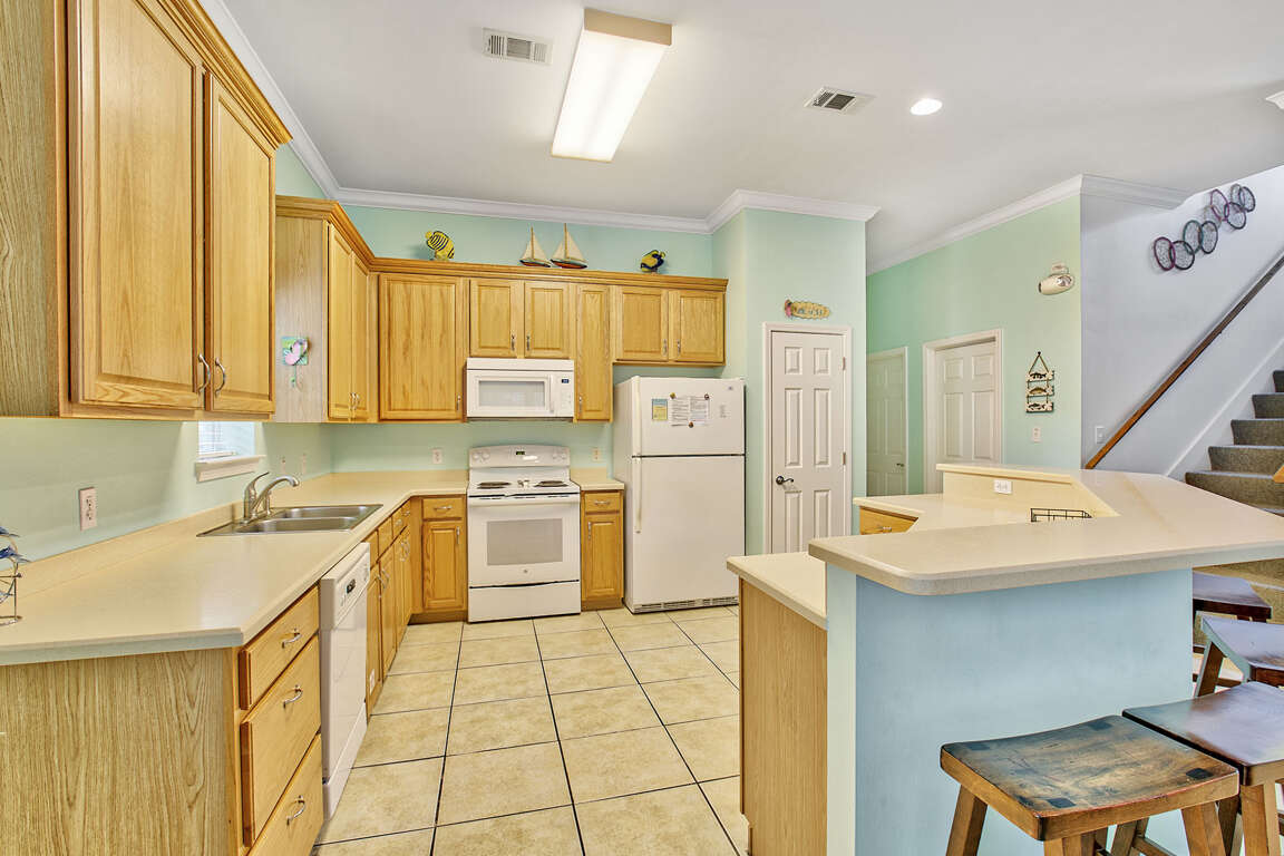 Shangri, Grayton Beach, FL 5 Bedroom House for 14 Guests