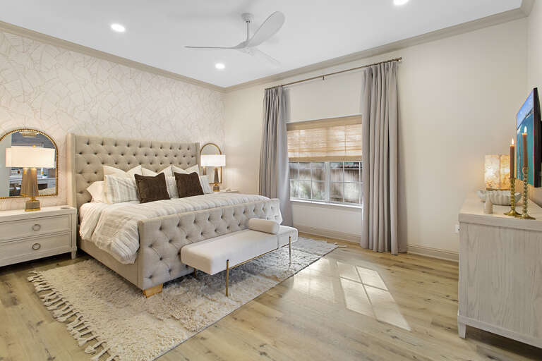 24-Shangri-La-at-Grayton-Primary-Bedroom