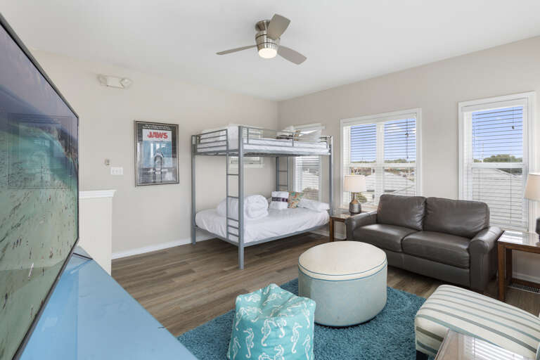 22-Sandy-Bottoms-Bunk-Room 22-Sandy-Bottoms-Bunk-Room