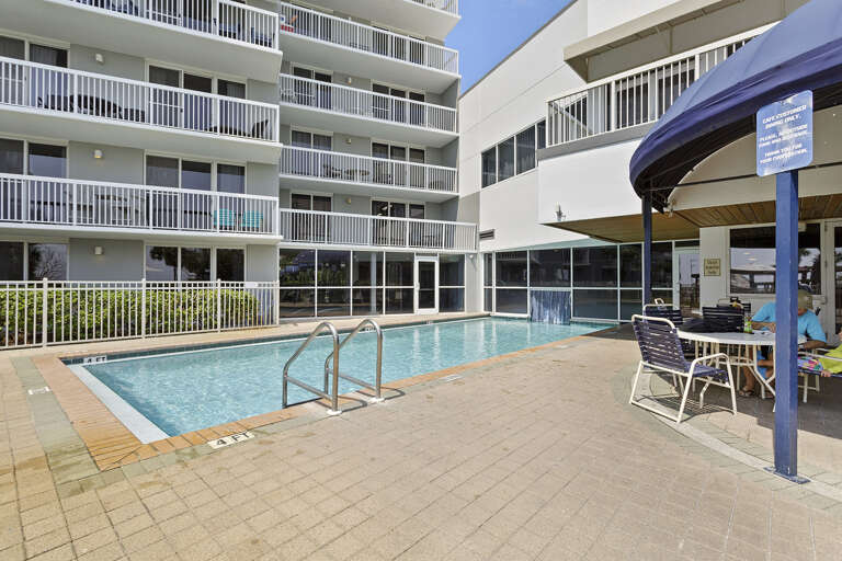 23-Pelican-Beach-Resort-Indoor-Outdoor-Pool